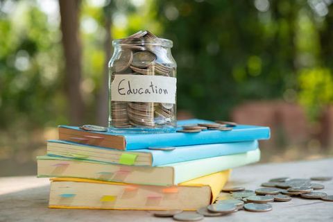Education Loans 101: A Complete Guide with Basics and Resources
