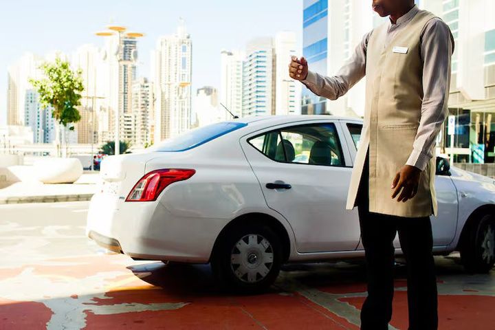 The Ultimate Guide to Dubai Airport Transportation
