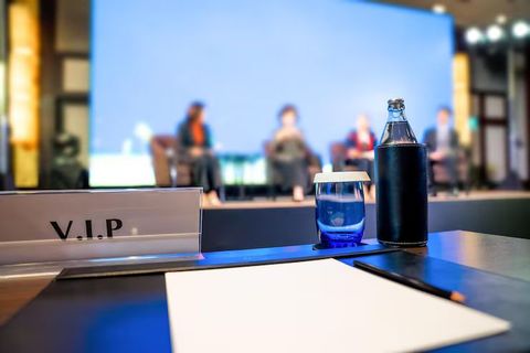 Cricket Box Guide: VIP Seating, Hospitality Options, and Event Planning Tips