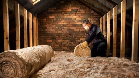 Attic Insulators: Materials, Installation, Benefits & Selection
